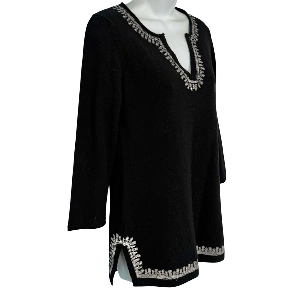 Tommy Bahama Black Cashmere White Pineapple Embroidered Tunic Sweater size XS - Picture 7 of 10